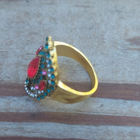 NWOT - Gold Tone With Multicolor Rhinestones Fashion Ring Size 9.25 - Picture 2 of 6